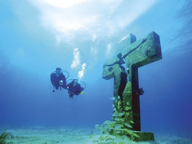 Diving Isla Mujeres Magic Town